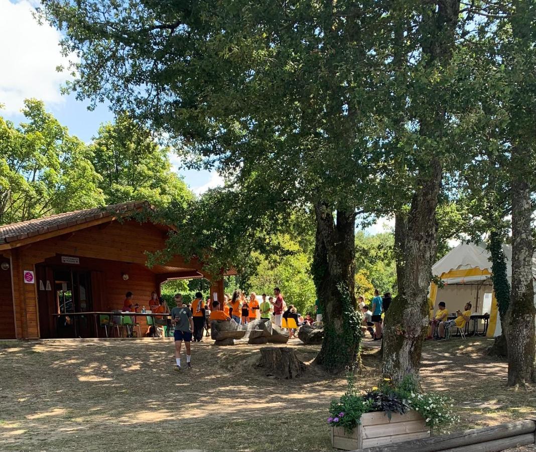 Camping Municipal De La Lande Nexon Exterior foto